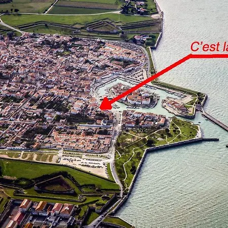 Appt 75m2 Port St-martin, Parking Inclus アパート